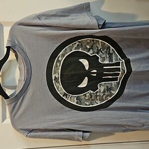 Marvel camo punisher tee size XLT